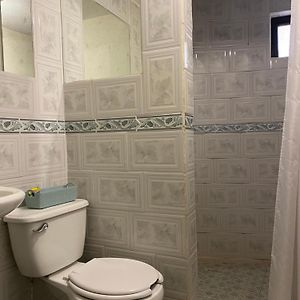 Habitación con 2 Camas Individuales